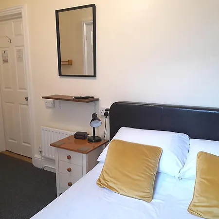 Phoenix Guest House Blackpool Room photo