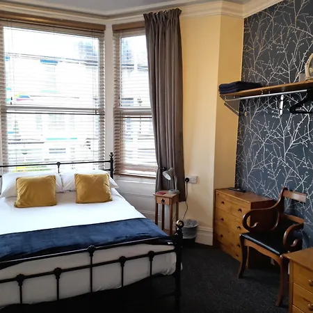 Phoenix Guest House Blackpool Exterior photo