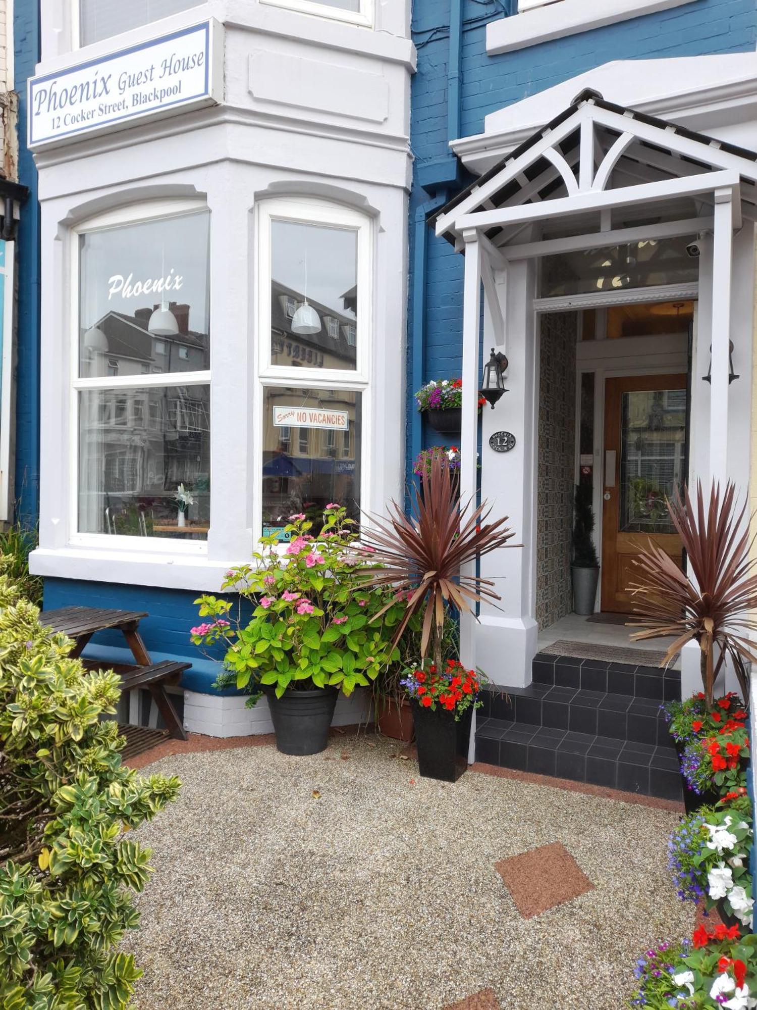 Guest house Phoenix